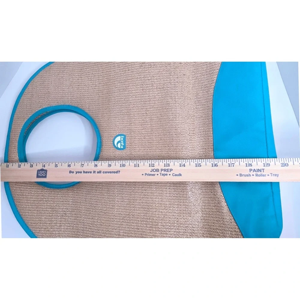 Igloo insulated cooler